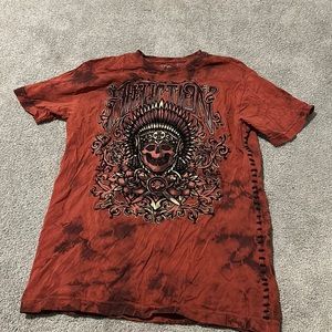 Red tee